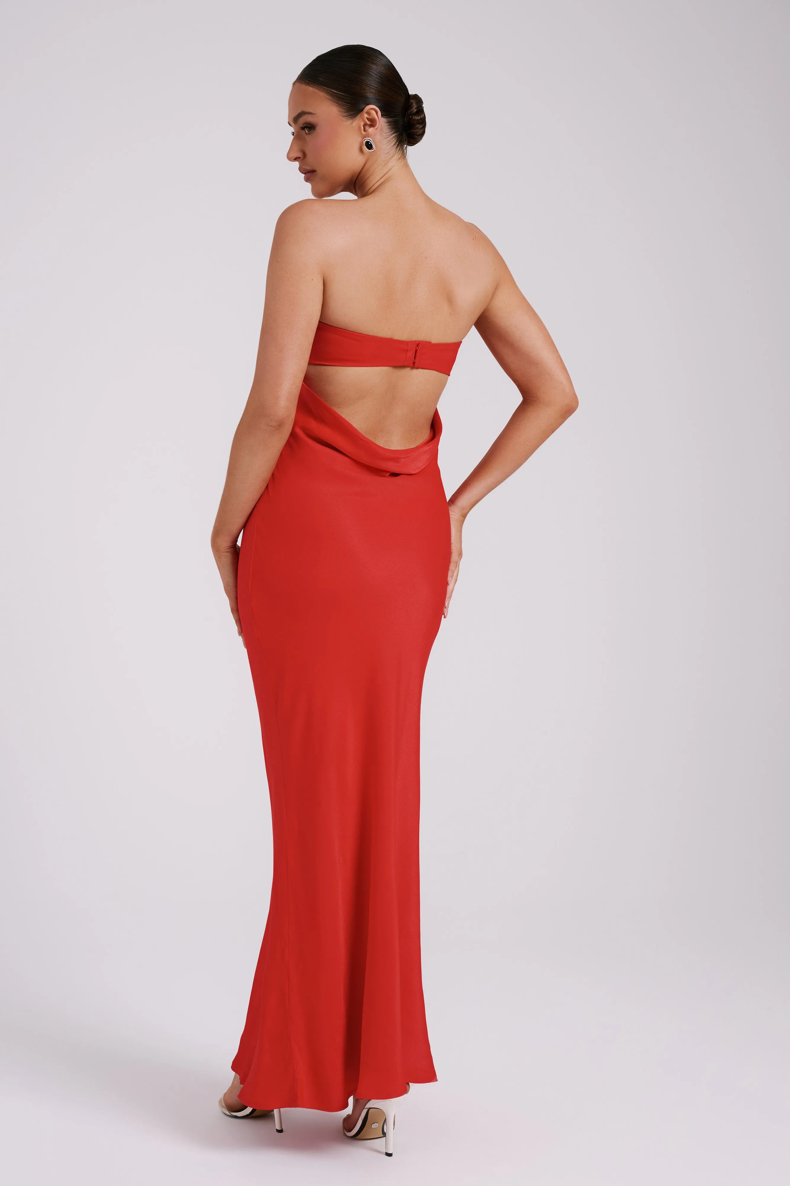 Antonella Strapless Keyhole Maxi Dress - Red