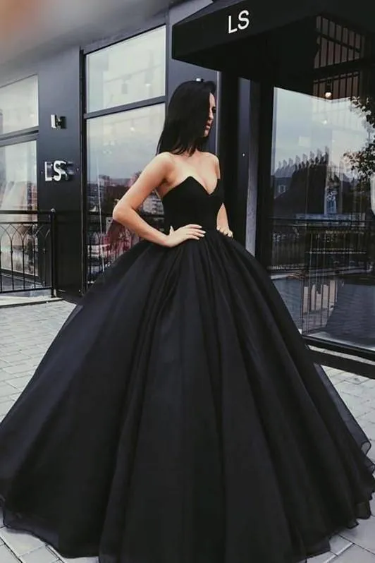 Black Tulle Ball Gown Prom Dresses with Plunging Sweetheart Corset KS606