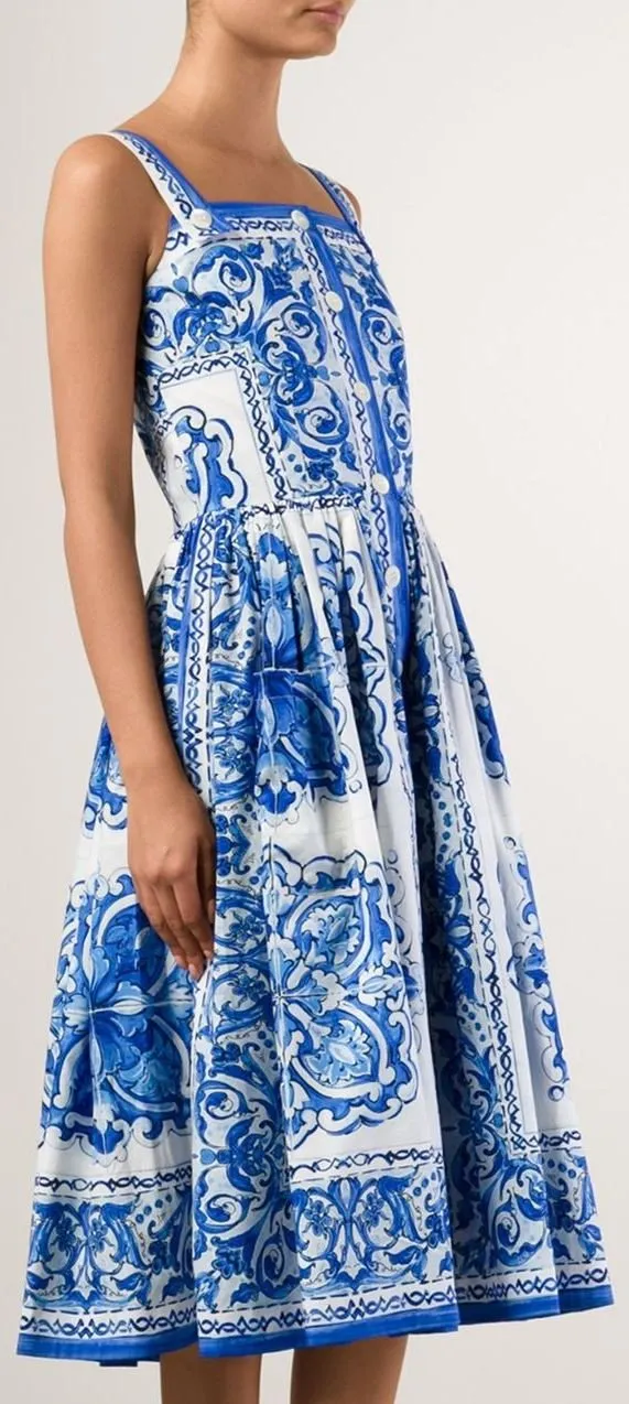 'Majolica' Print Sleeveless Dress in Blue & White