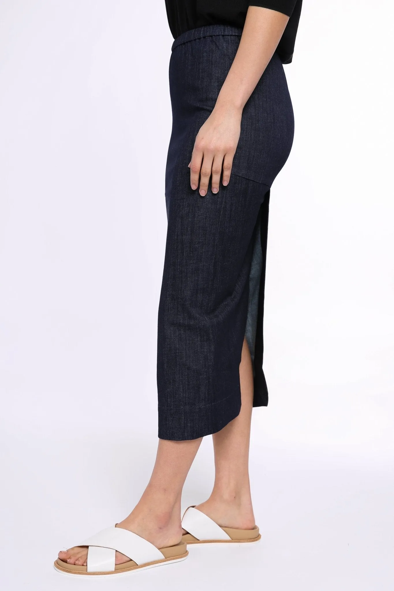 PISA LONG KICK PLEAT SKIRT IN STRETCH DENIM