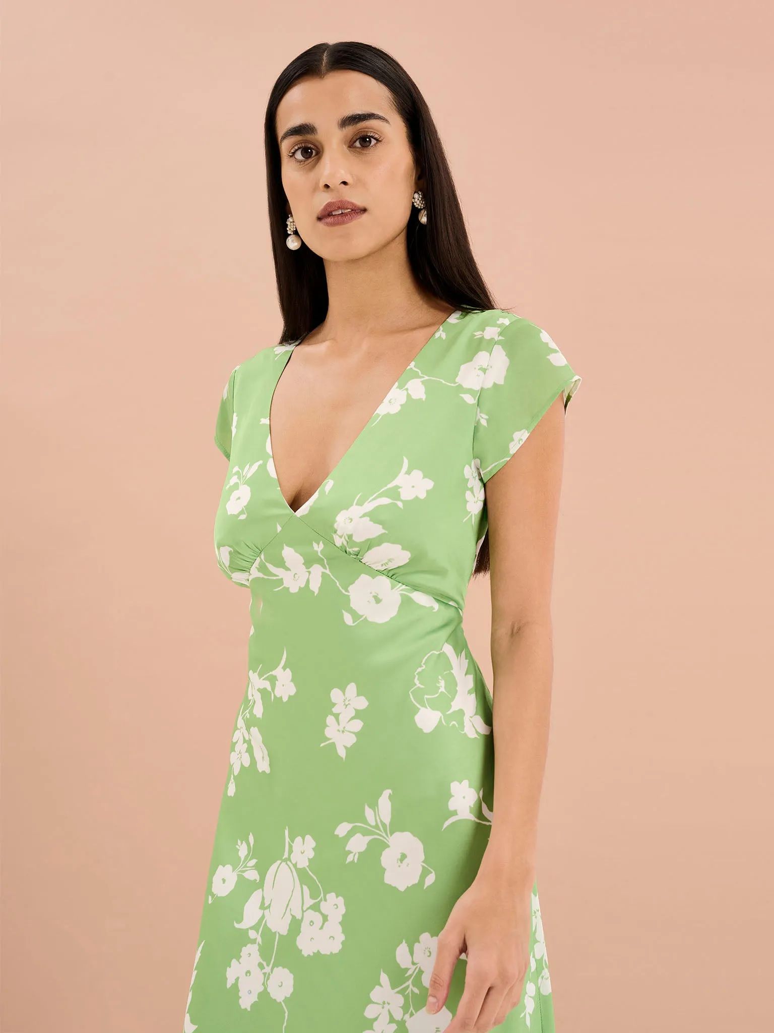 Woolf Short Sleeve Floral Slip Dress in Green